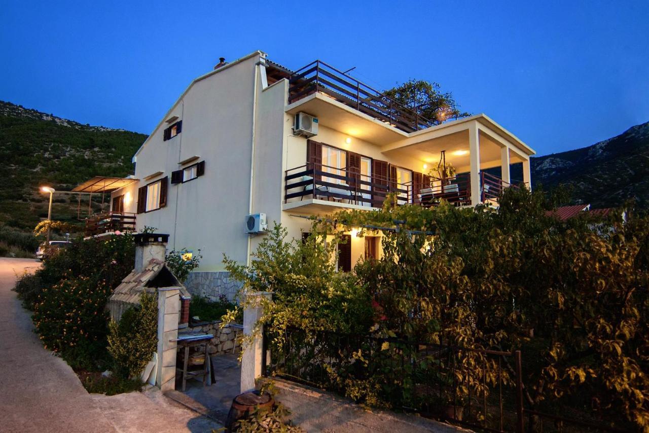 Apartments And Rooms With Parking Space Komiza, Vis - 8844 Zewnętrze zdjęcie