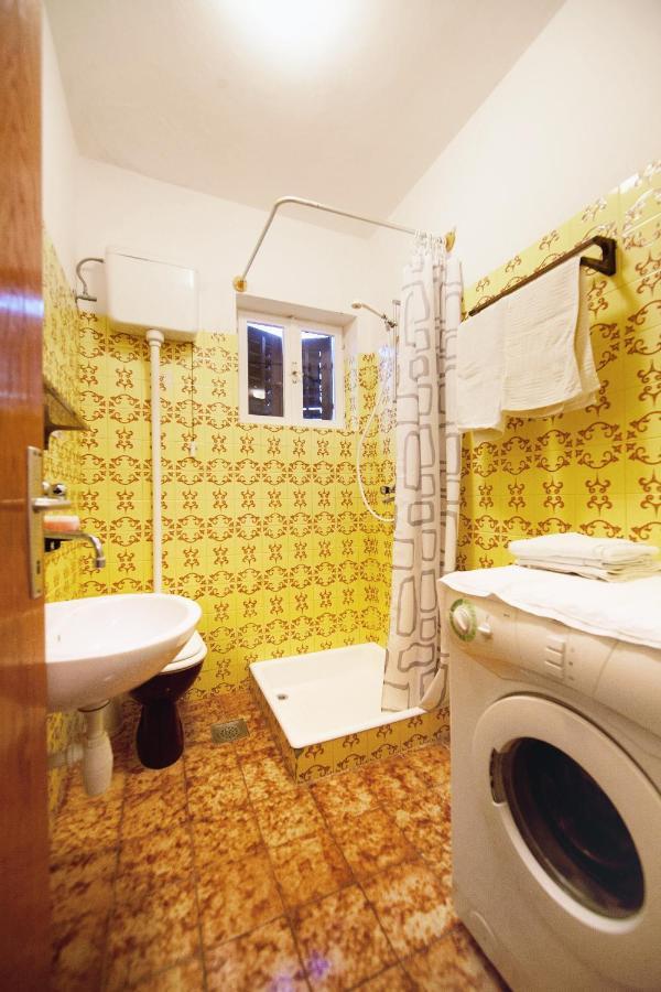 Apartments And Rooms With Parking Space Komiza, Vis - 8844 Zewnętrze zdjęcie