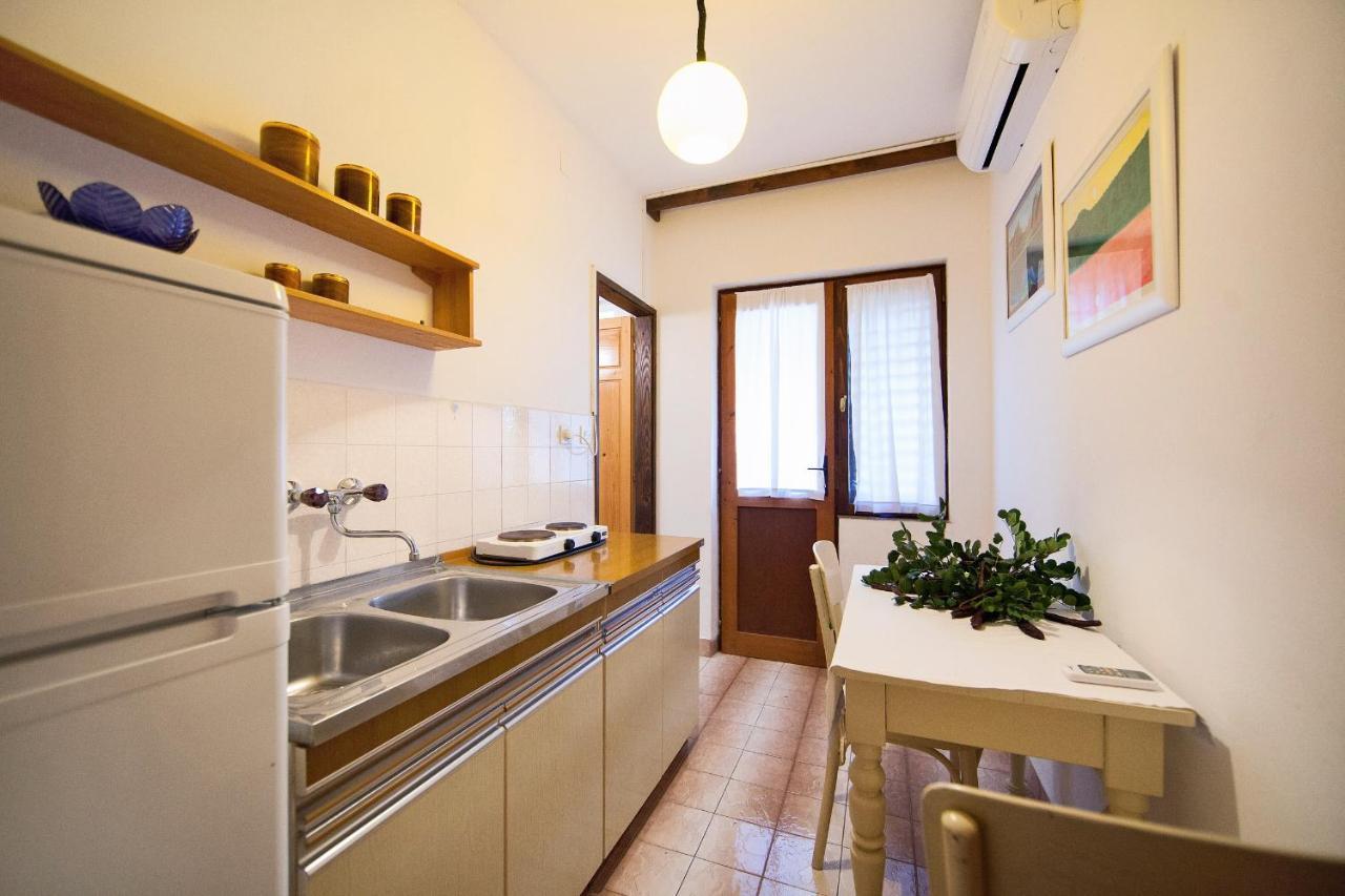 Apartments And Rooms With Parking Space Komiza, Vis - 8844 Zewnętrze zdjęcie