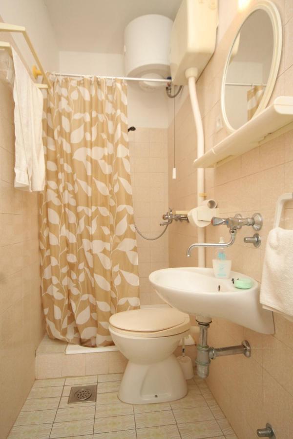 Apartments And Rooms With Parking Space Komiza, Vis - 8844 Zewnętrze zdjęcie